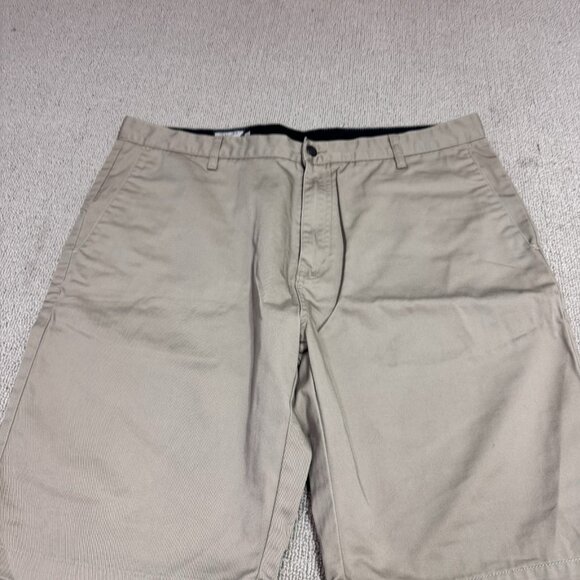 Volcom Shorts Beige Pockets Men’s Size 38 - Picture 6 of 11